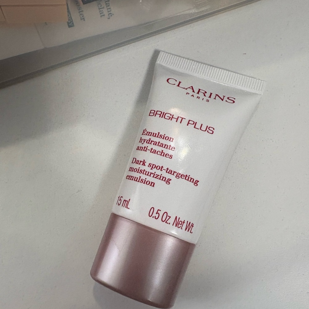 Clarins bright day cream - Picture 3 of 4